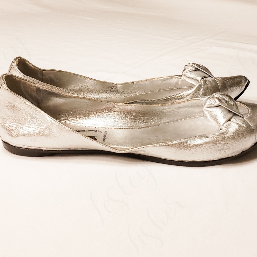 Emily in Paris Inspo: Sigerson Morrison Shoes - Picture 3 of 8